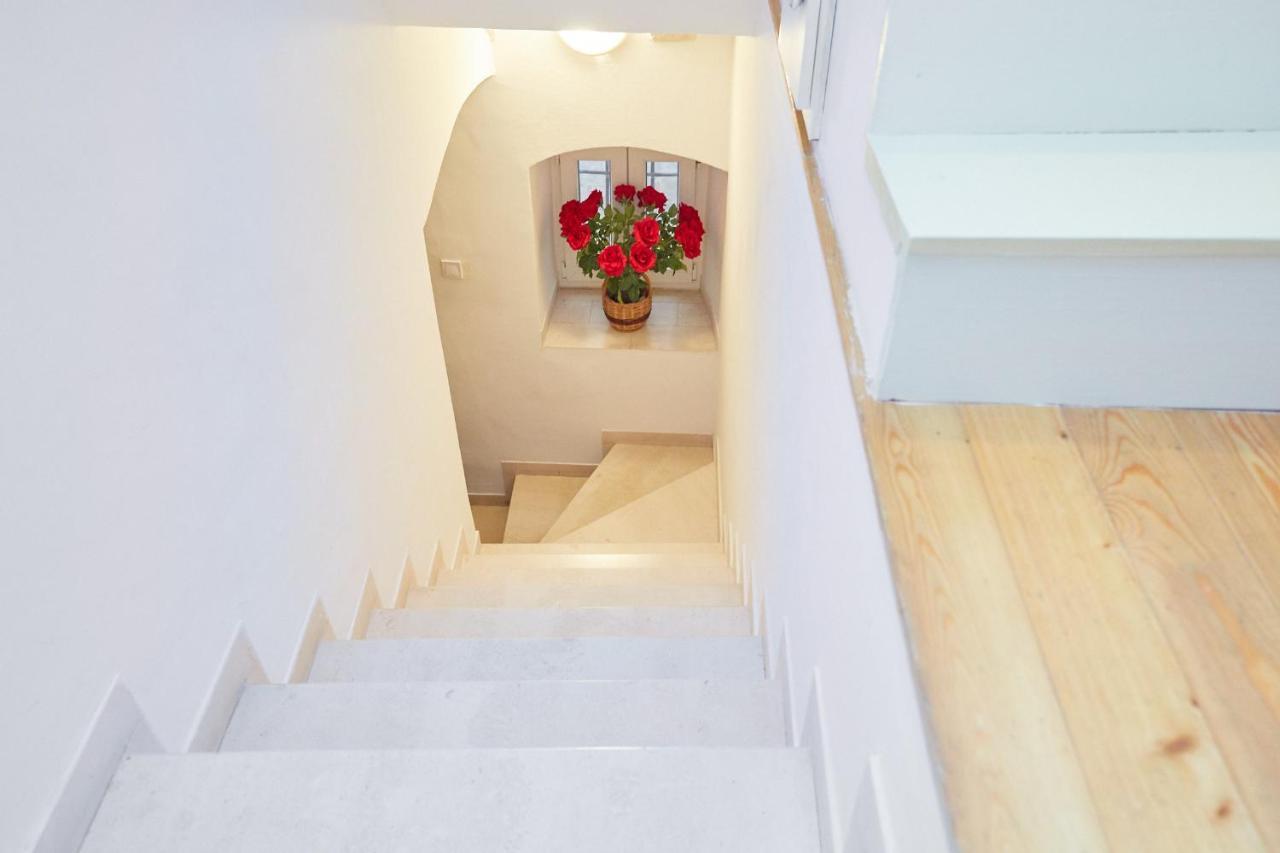 Hidden Gem Old Town Apartment ดูบรอฟนิก ภายนอก รูปภาพ